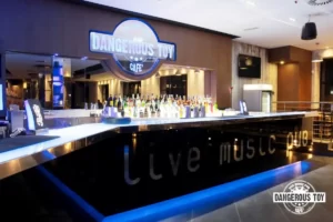 Dangerous Toy Cafè - Milano