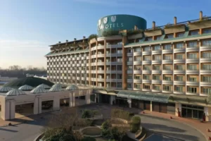 UNAHOTELS Expo Fiera Milano, Pero